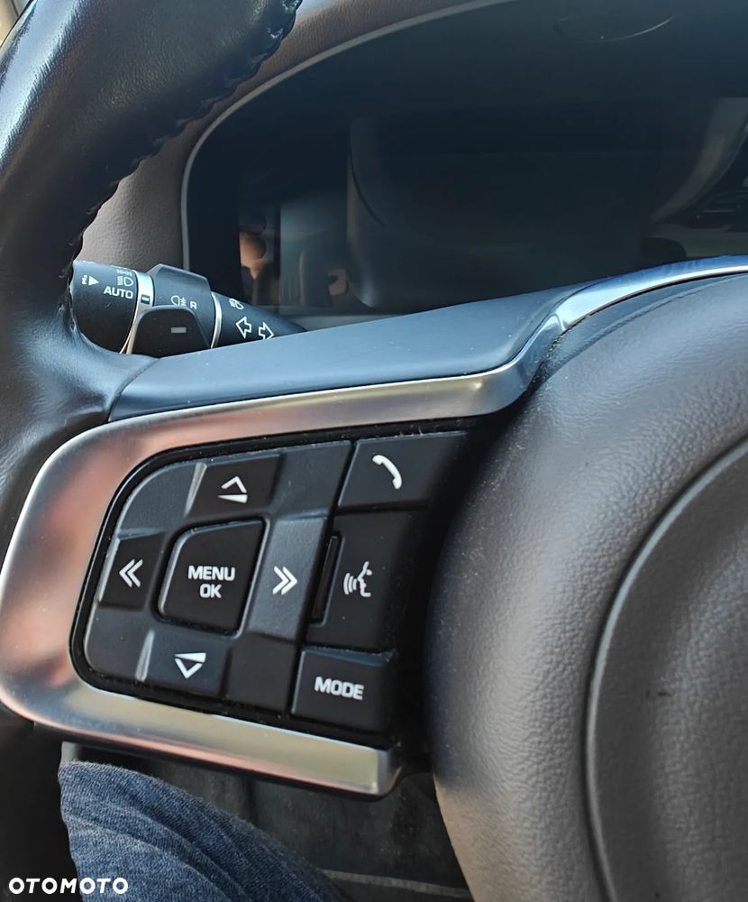 Jaguar XF 25t AWD Prestige - 8