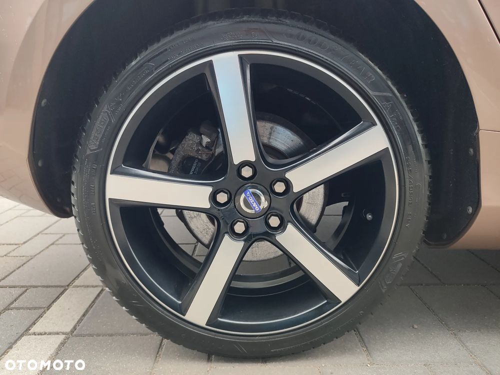 Volvo V40 T2 Summum - 35