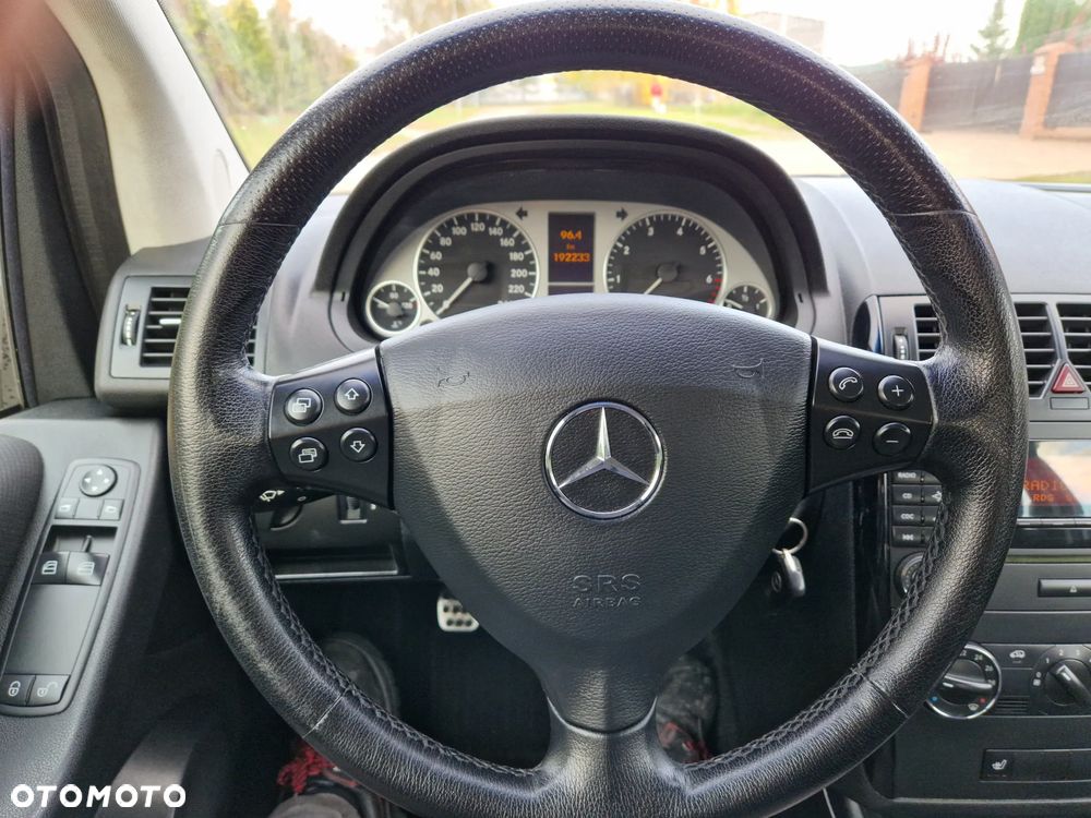 Mercedes-Benz Klasa A 170 Elegance - 5