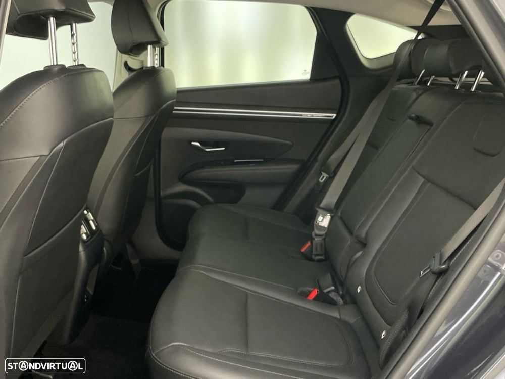 Hyundai Tucson 1.6 CRDi Vanguard DCT - 12