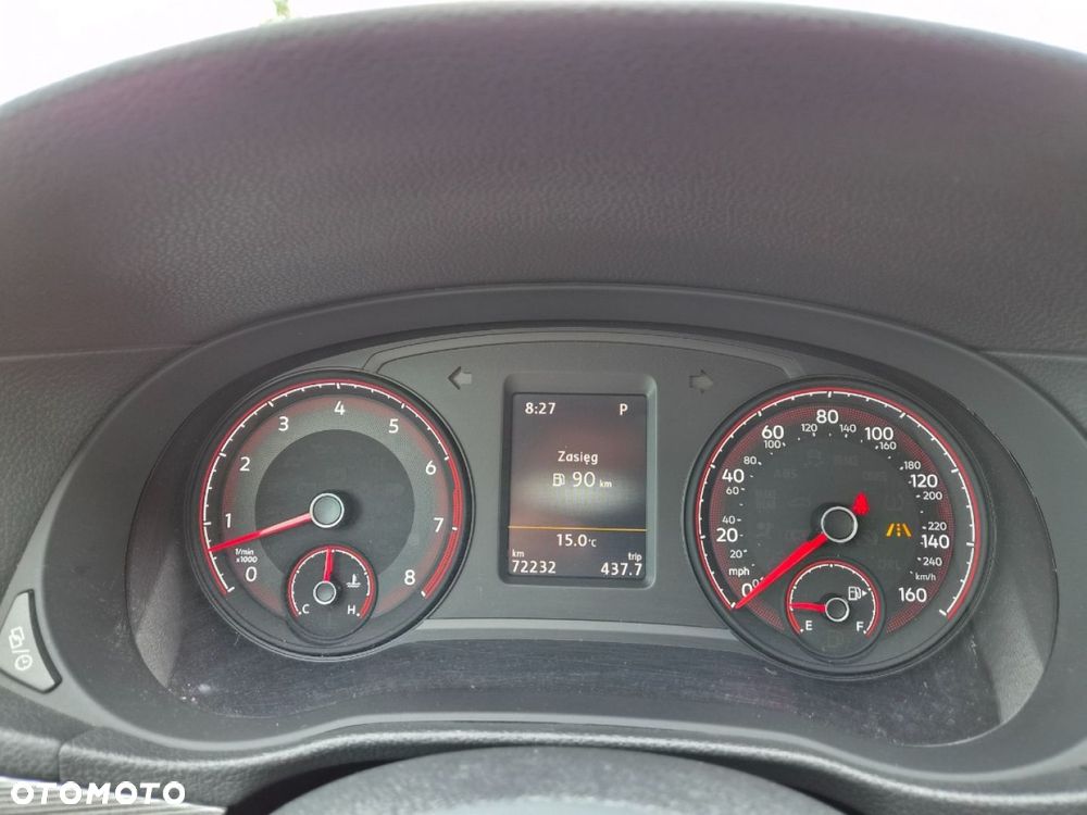 Volkswagen Passat - 13