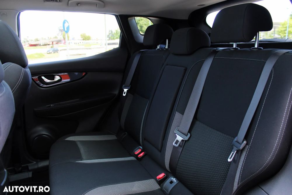 Nissan Qashqai 1.5 DCI DCT N-CONNECTA - 12