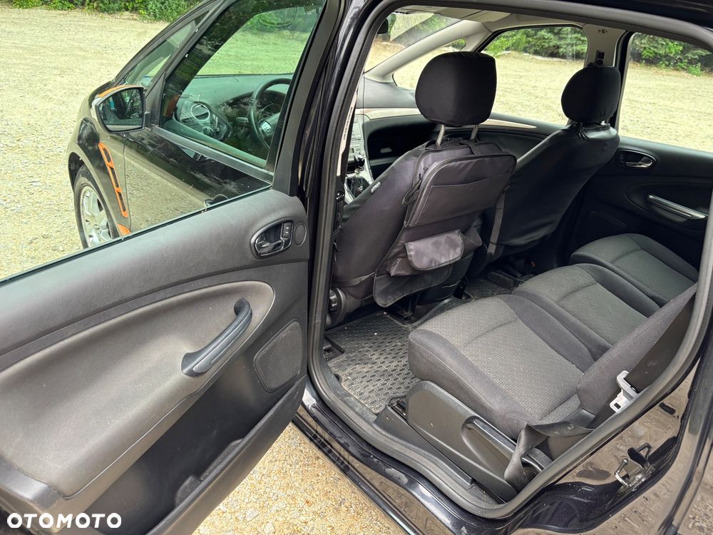 Ford S-Max 2.0 TDCi Trend - 11