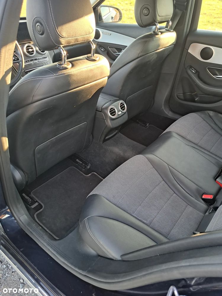 Mercedes-Benz Klasa C 200 d 9G-TRONIC - 13