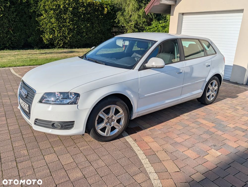 Audi A3 Sportback 1.6 Attraction - 6