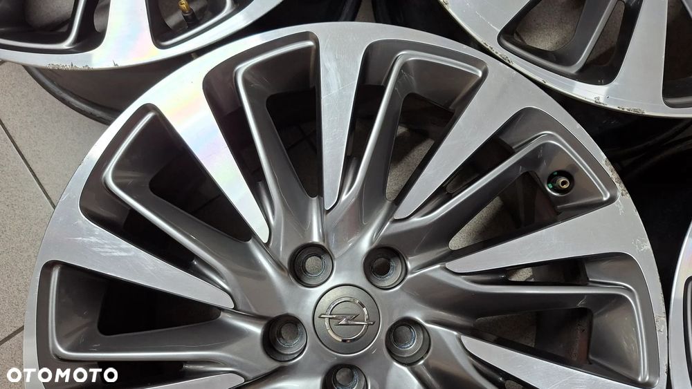 Felgi Aluminiowe 18 Opel Astra K 5x105 ET 44 - 4