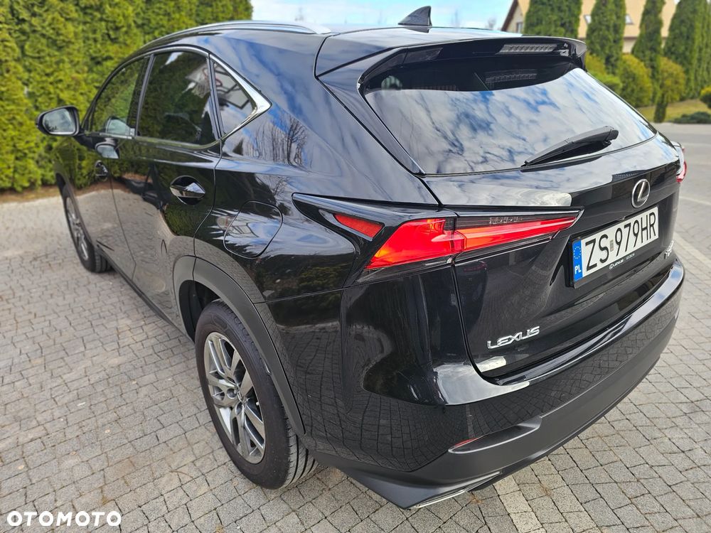 Lexus NX 300 Comfort AWD - 11