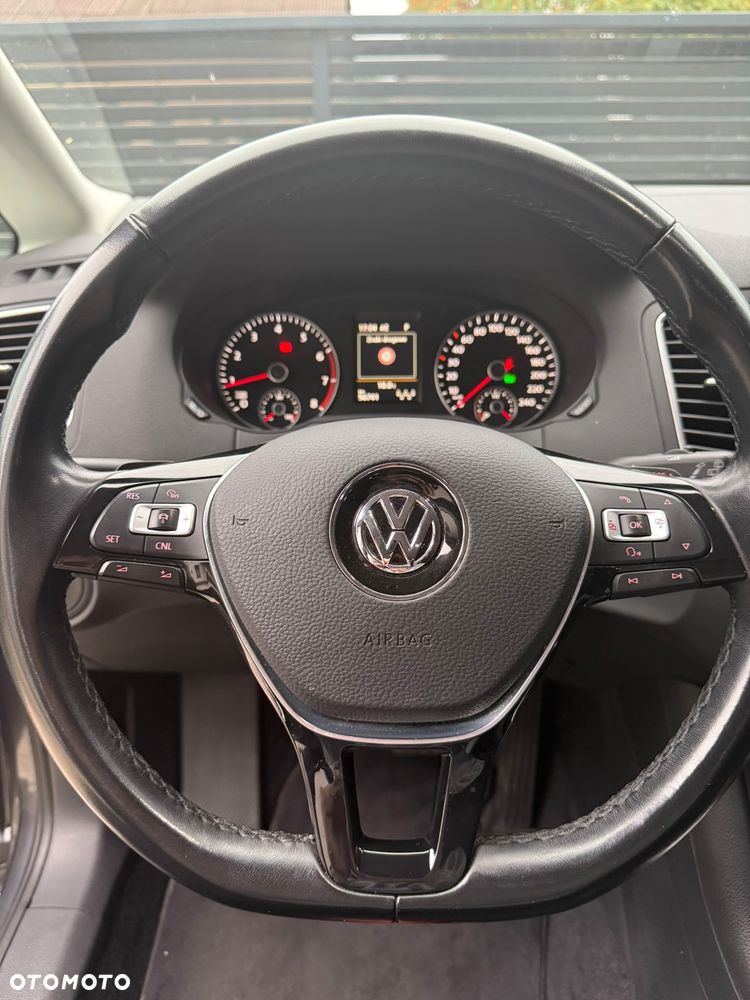 Volkswagen Sharan - 25