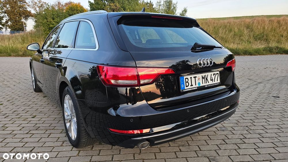 Audi A4 Avant 2.0 TDI ultra S tronic - 28