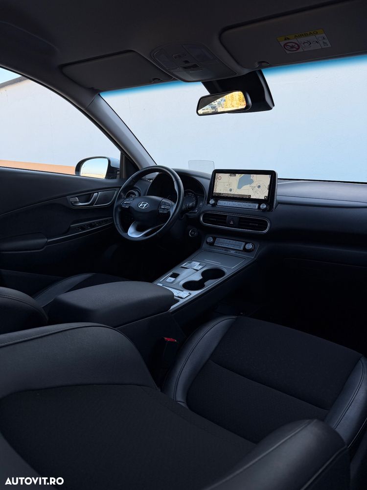 Hyundai KONA Premium - 6