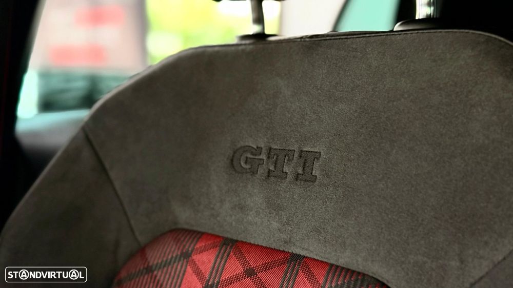 VW Golf 2.0 TSI GTi TCR DSG - 46