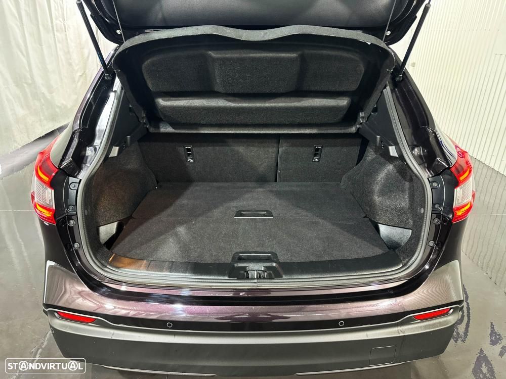 Nissan Qashqai 1.5 dCi Tekna Premium - 17