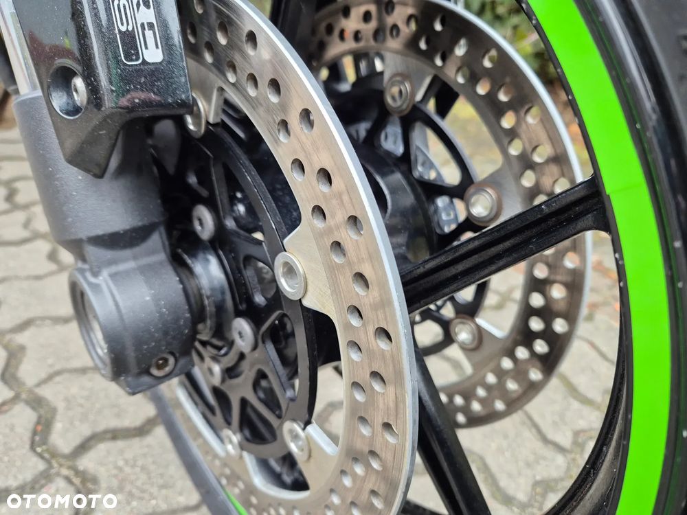 Kawasaki Versys 1000 - 10