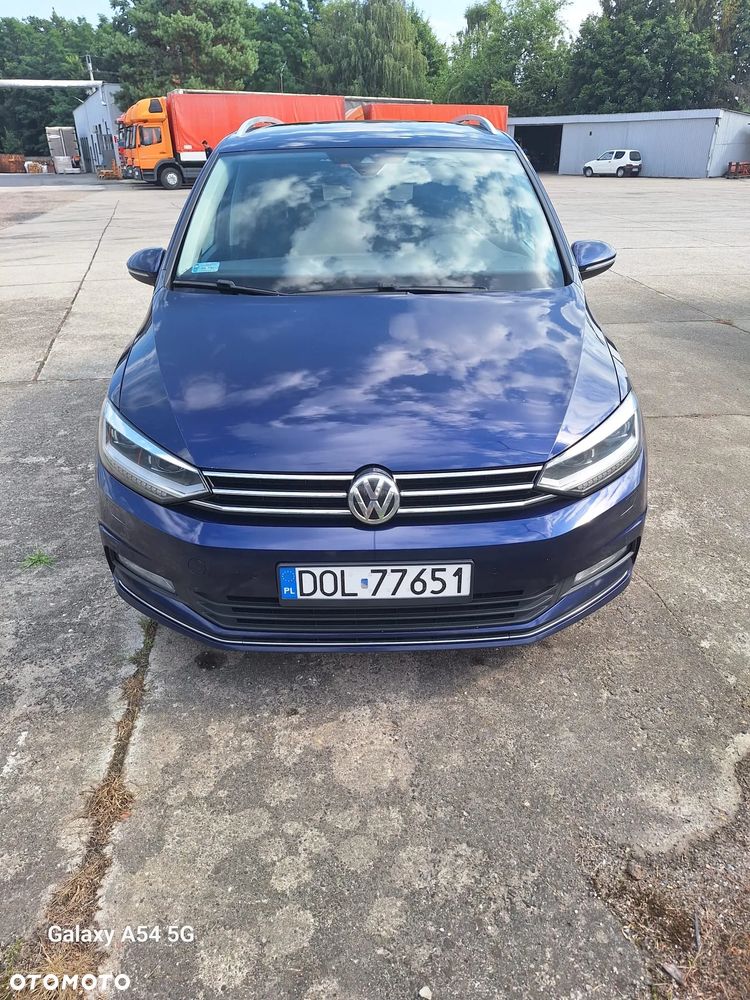 Volkswagen Touran - 8