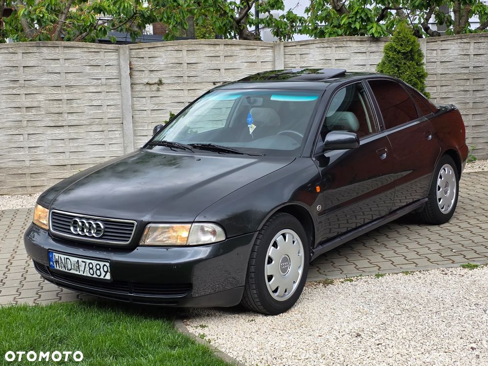 Audi A4 Limousine