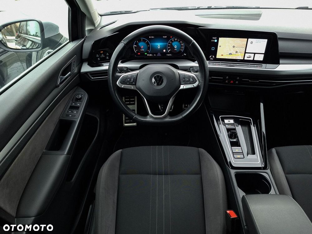 Volkswagen Golf - 17