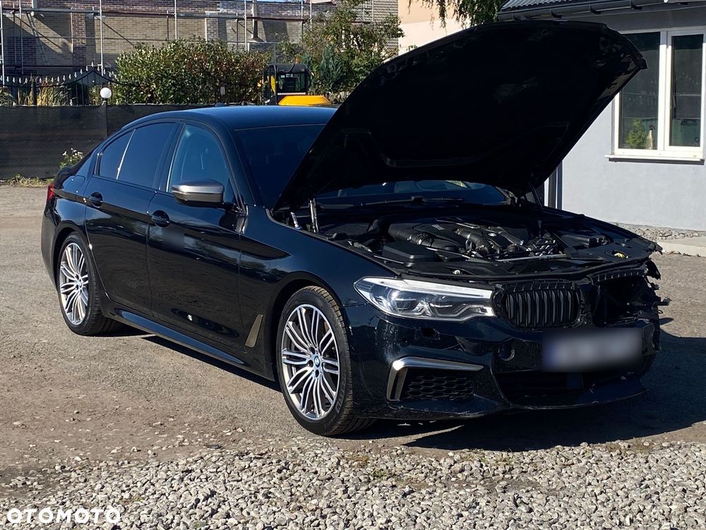 BMW Seria 5 M550i xDrive sport - 7