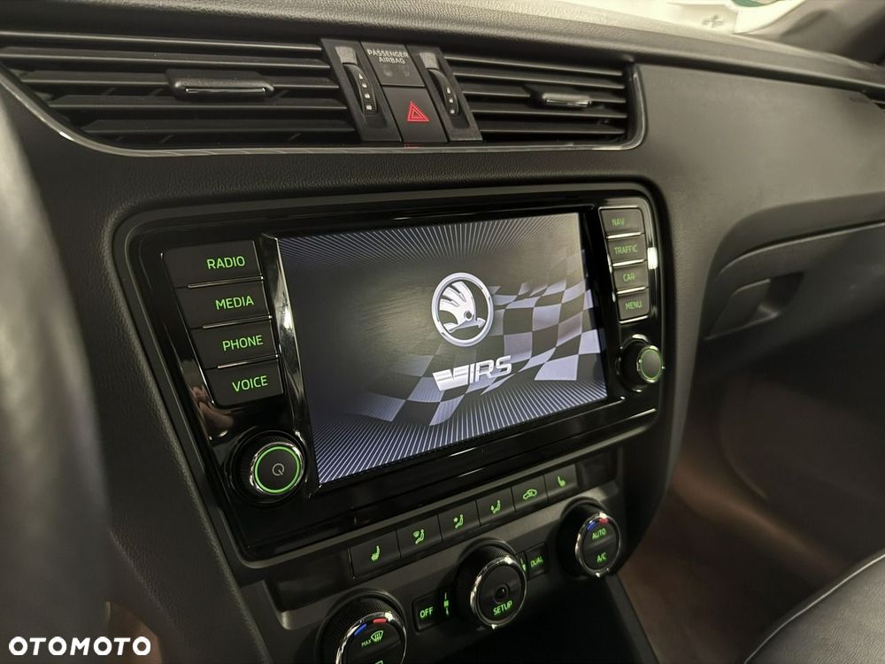 Skoda Octavia 2.0 TDI RS DSG - 12