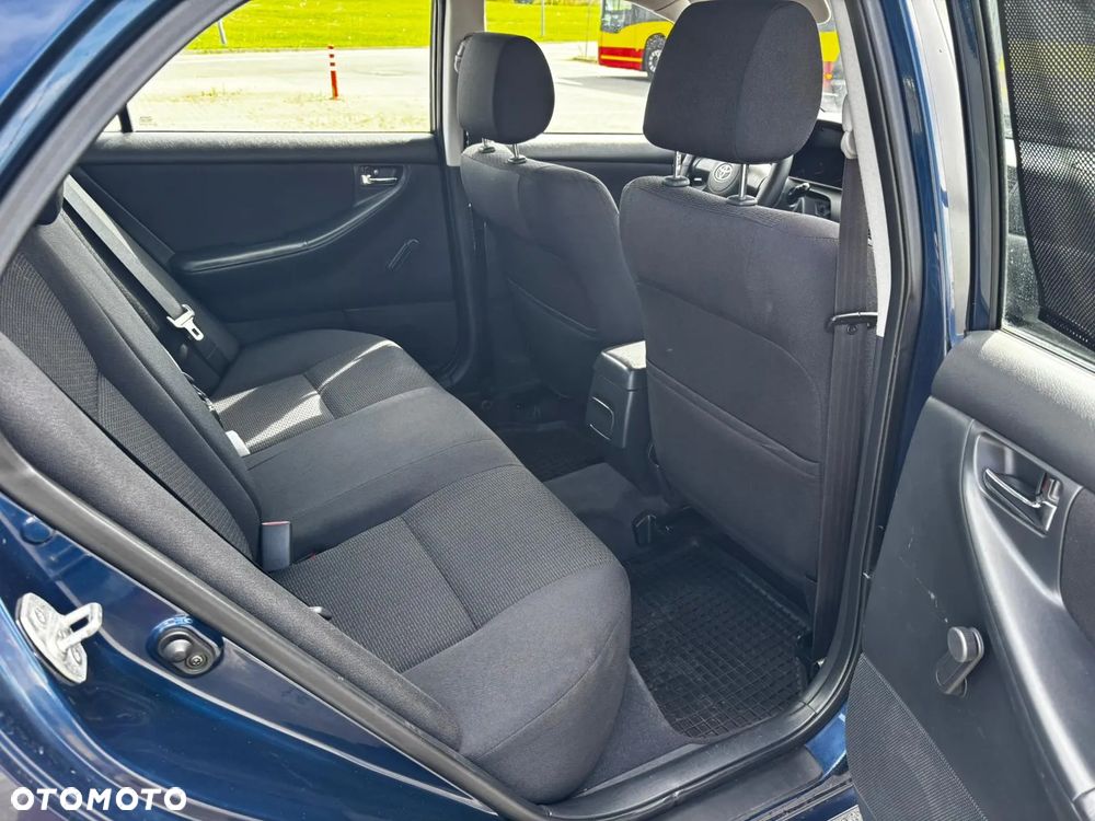 Toyota Corolla 1.6 VVT-i Sol - 15