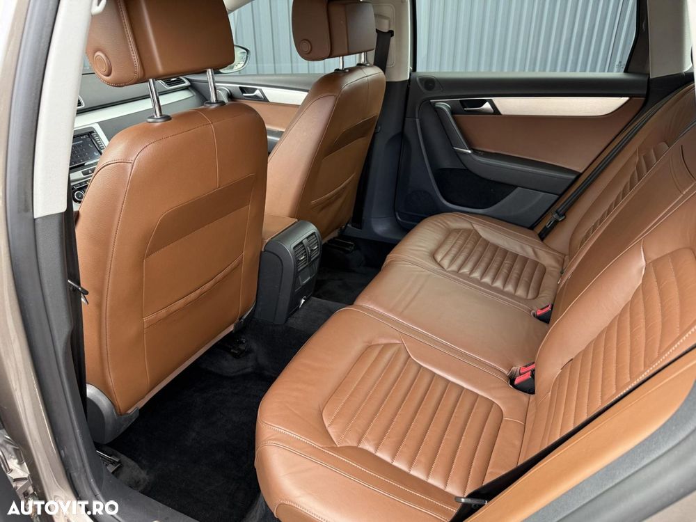 Volkswagen Passat - 10