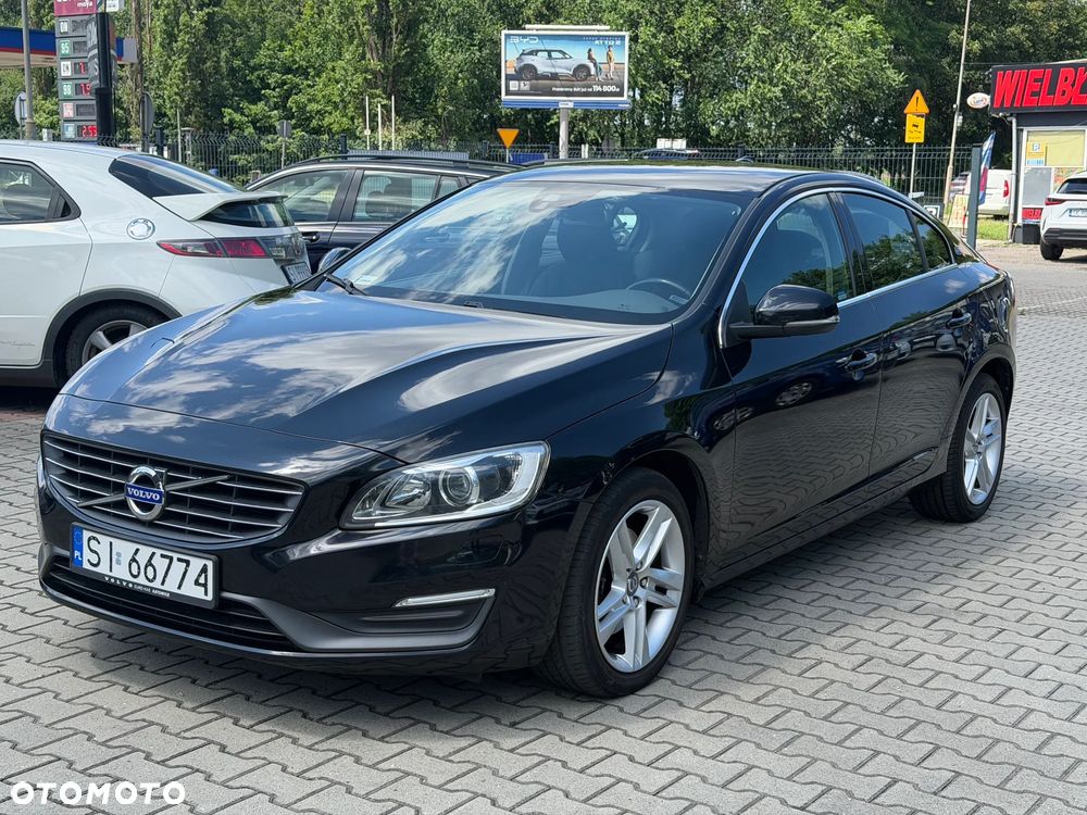 Volvo S60 D4 Drive-E Momentum - 1