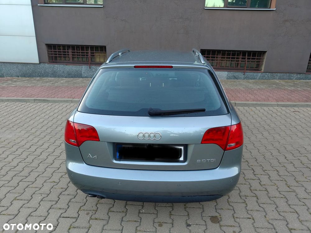 Audi A4 Avant 2.0 TDI - 20