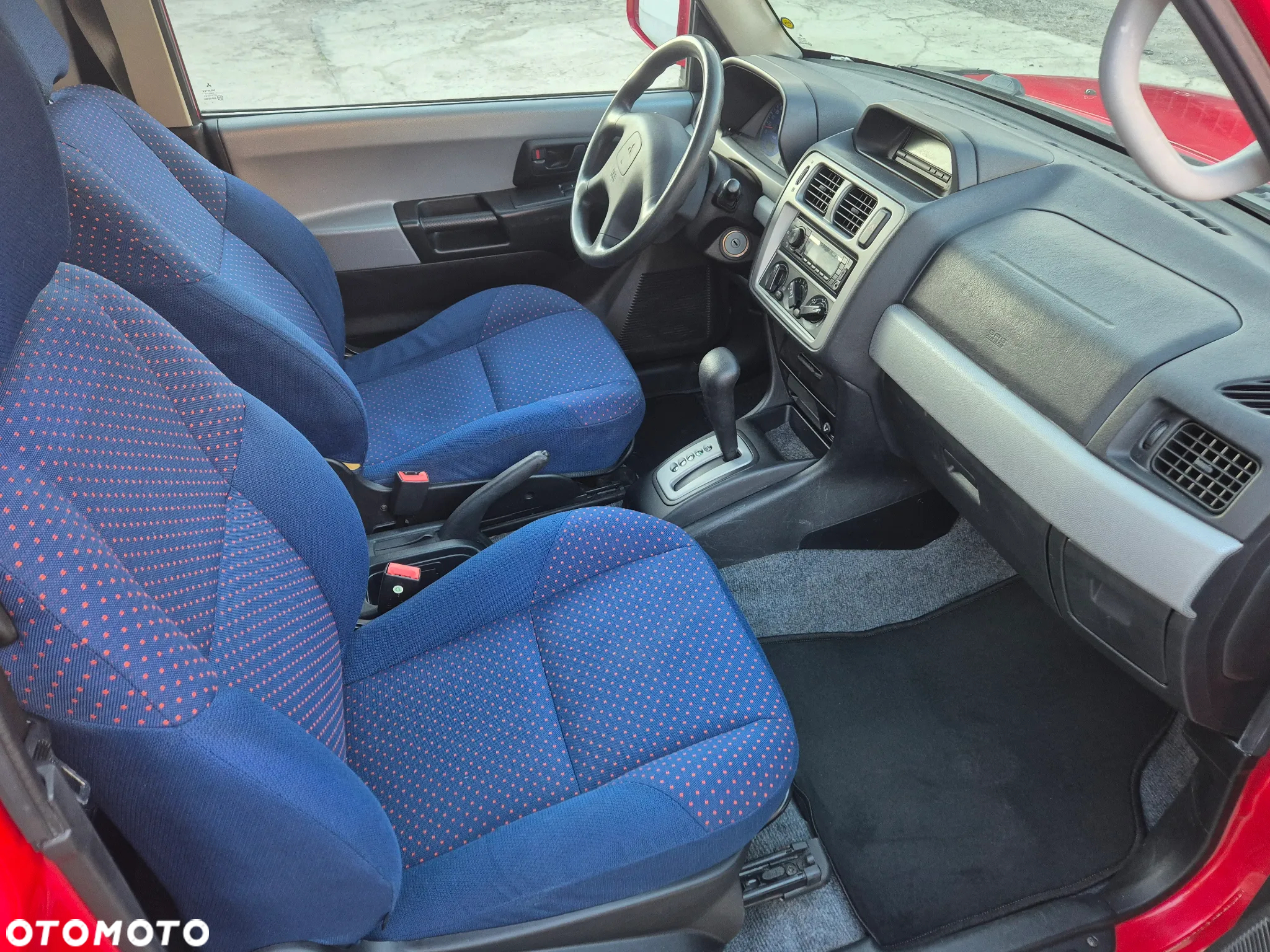 Mitsubishi Pajero Pinin - 4