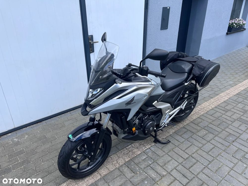 Honda NC - 9