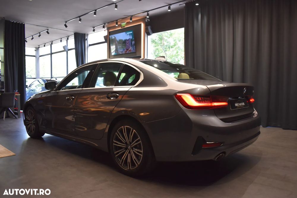 BMW Seria 3 330i Aut. Sport Line - 5