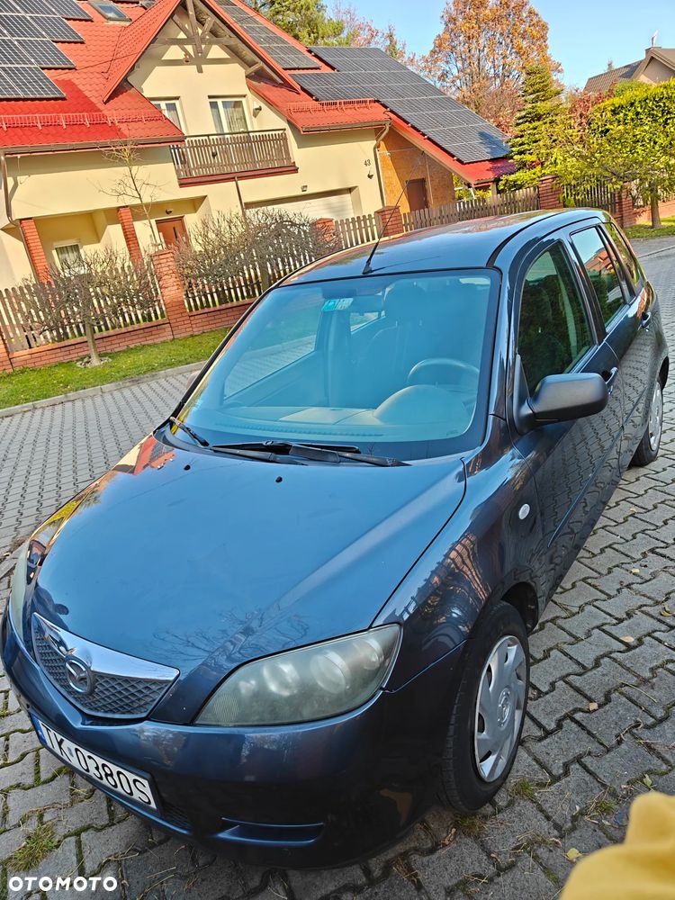 Mazda 2 2007 photo 2