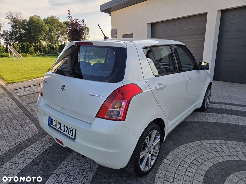 Suzuki Swift - 6