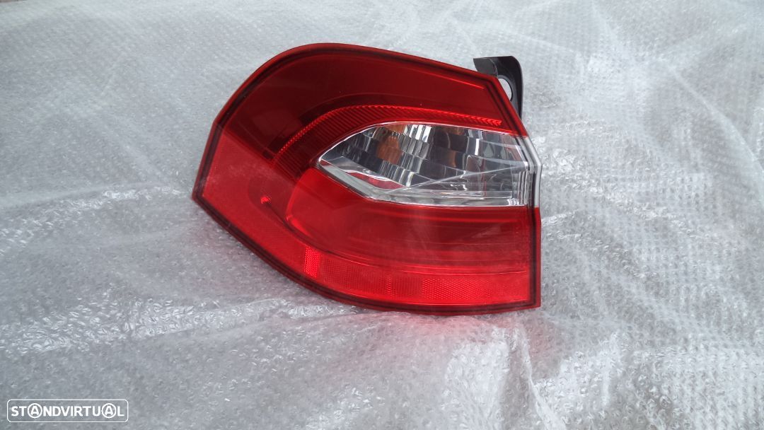 Farolim tras  (stop) KIA RIO lado esquerdo original ano 2015 - 1