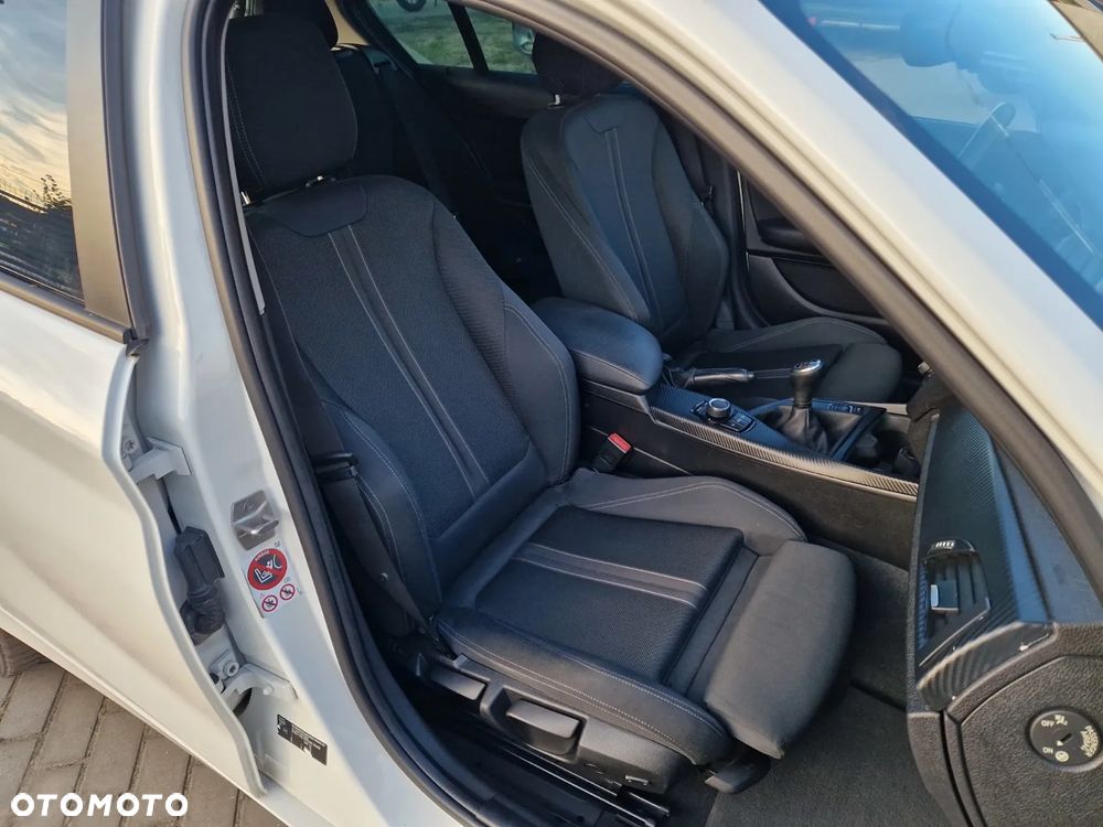 BMW Seria 1 116d Sport Line - 7