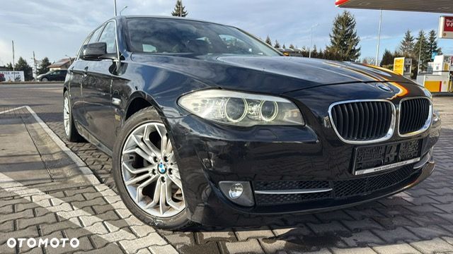 BMW Seria 5 520d Luxury Line - 9