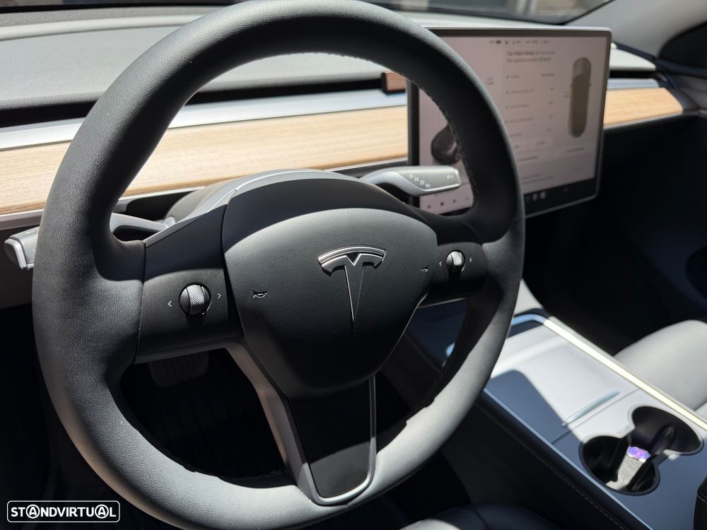 Tesla Model Y Long Range Tração Integral - 9