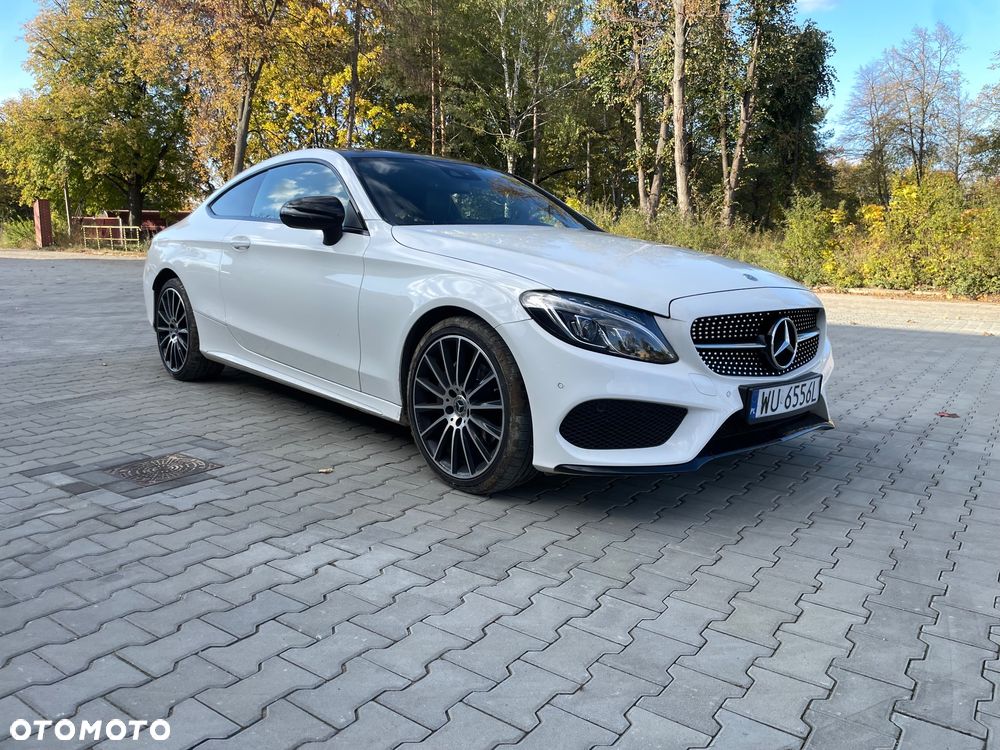 Mercedes-Benz Klasa C 200 4-Matic 9G-Tronic - 2