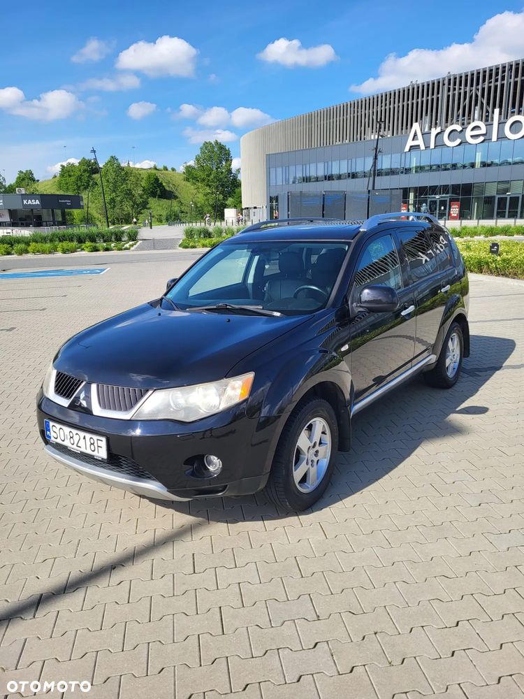 Mitsubishi Outlander 2.2 DID Instyle - 3