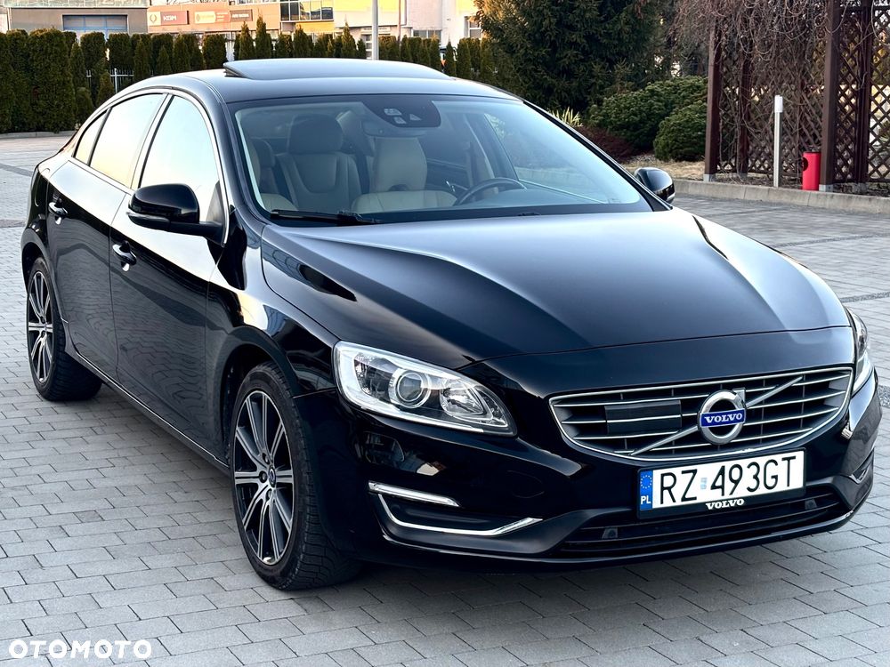 Volvo S60 - 16