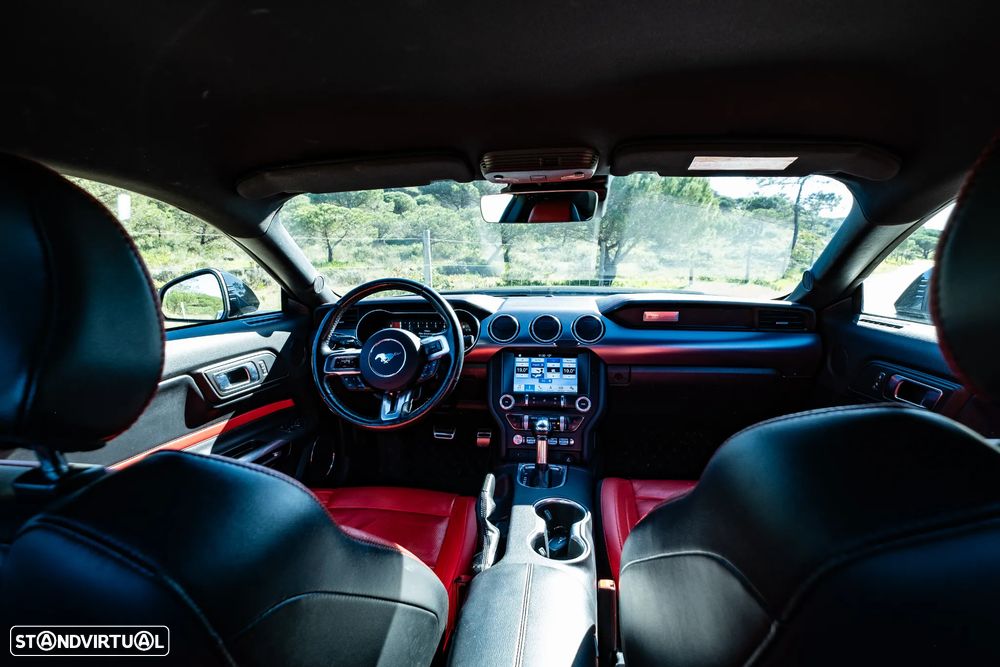 Ford Mustang 2.3i EcoBoost Aut. - 44