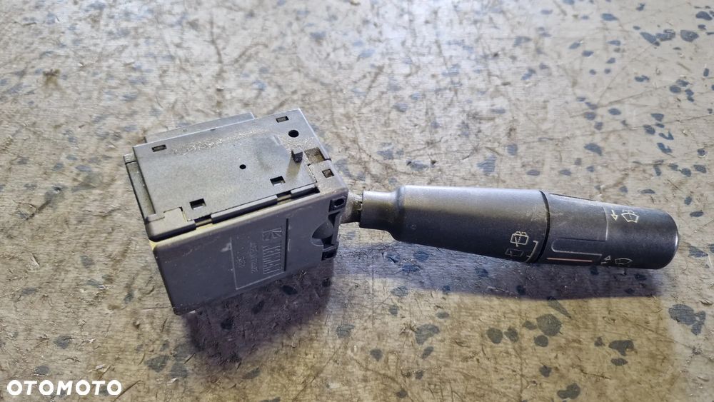 LIGIER AMBRA PRZEŁĄCZNIK WYCIERACZEK - 1