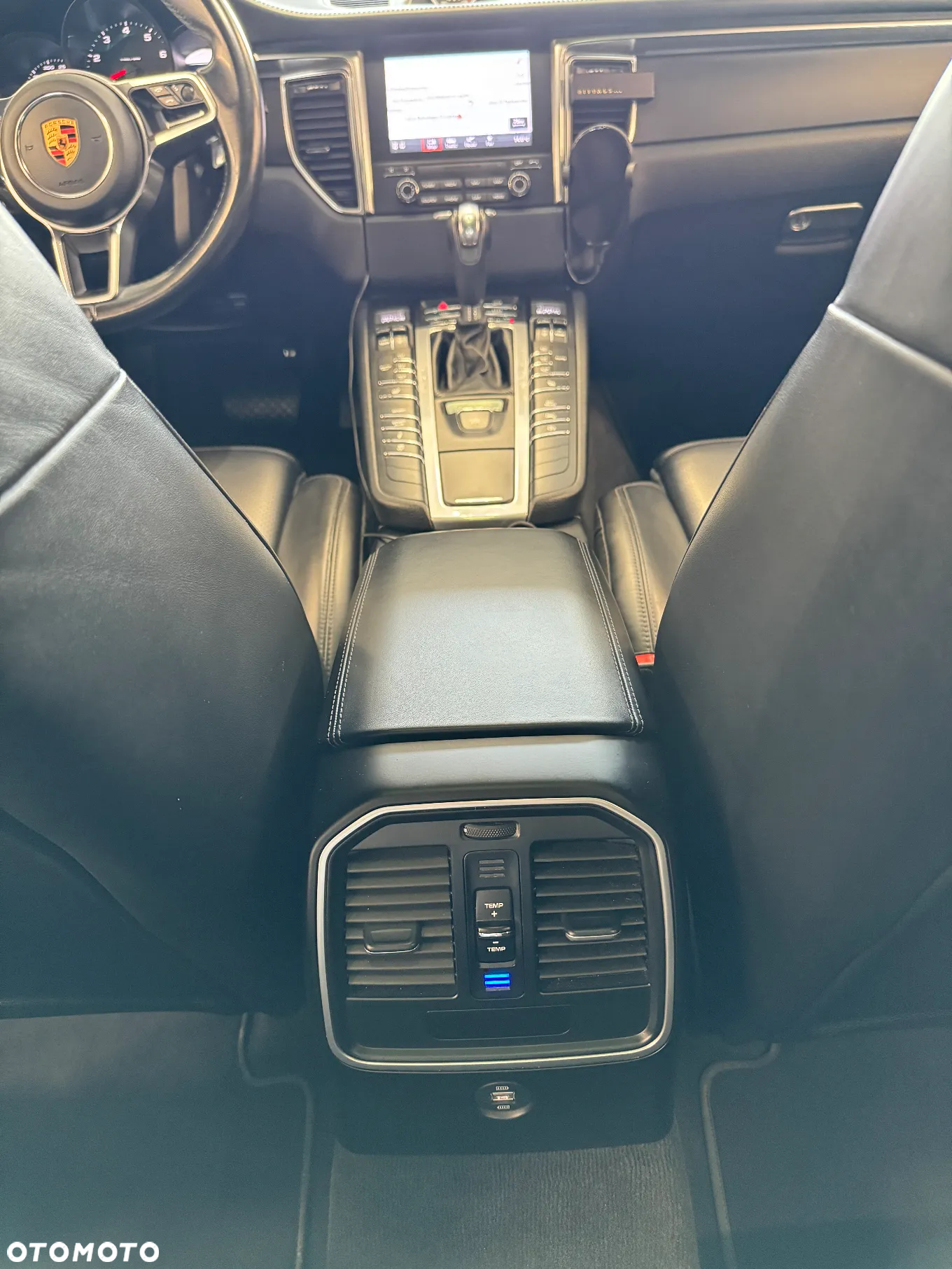Porsche Macan - 10