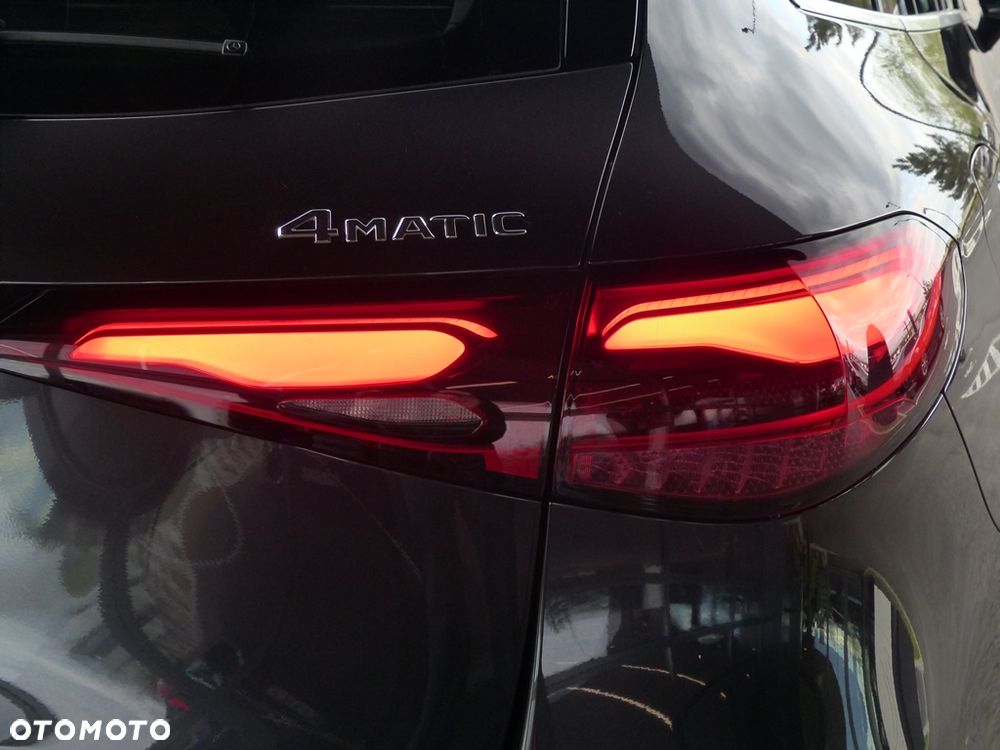 Mercedes-Benz GLC 220 d mHEV 4-Matic AMG Line - 11