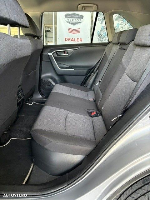 Toyota RAV4 - 17