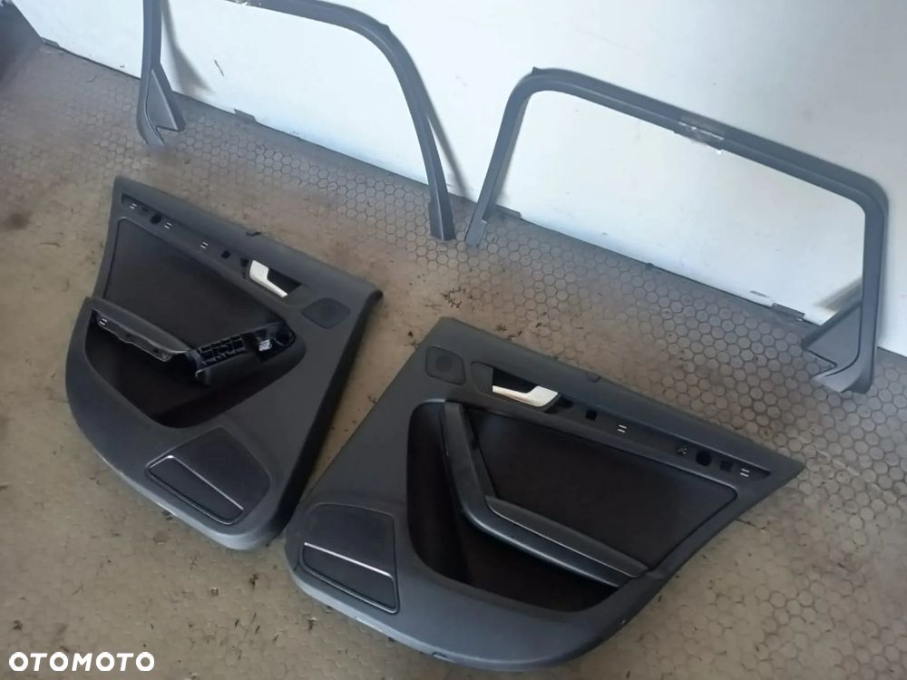 boczki drzwi tyl roleta skora Audi A4 B8 KOMBI czesci - 2