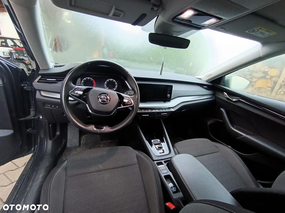 Skoda Octavia 2.0 TDI Ambition DSG - 18