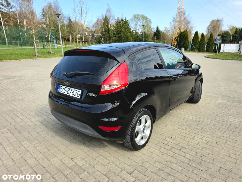 Ford Fiesta 1.25 Ambiente - 4