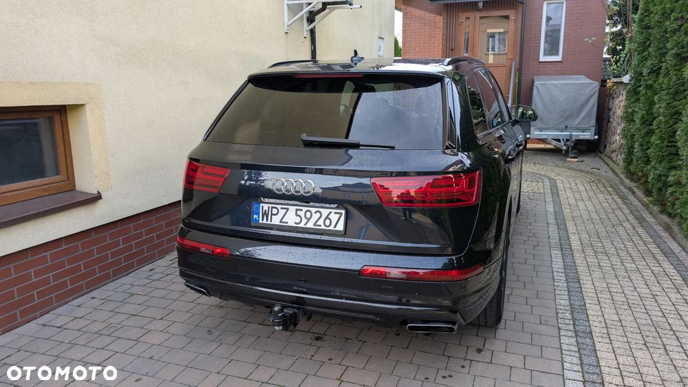 Audi Q7 - 3