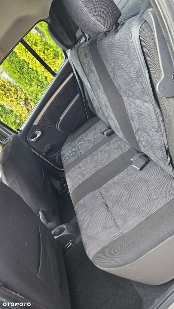 Dacia Sandero 1.6 Laureate - 18