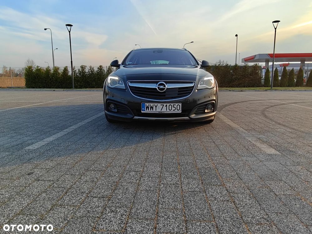 Opel Insignia 2.0 T Cosmo 4x4 EU6 - 1