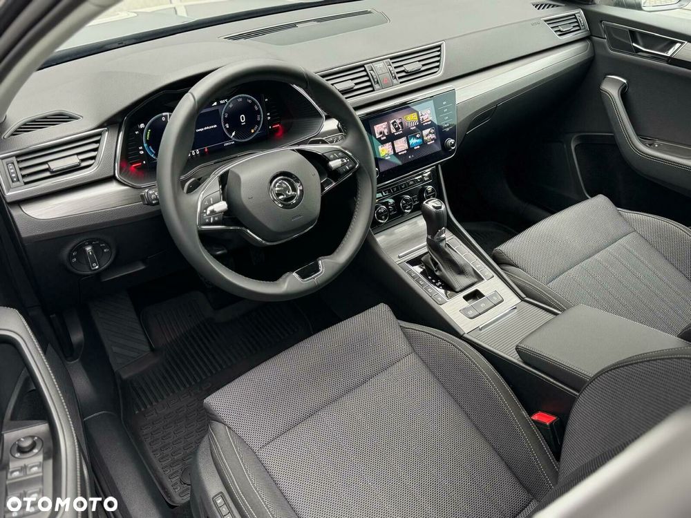 Skoda Superb 1.4 TSI Plug-In Hybrid Style DSG - 9